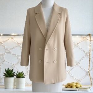 Chic Cream Double-Breasted Women's Blazer